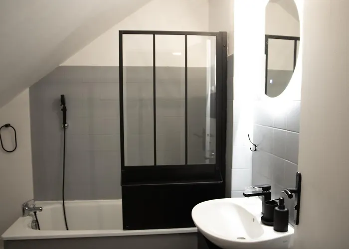 Charmante Maisonnette Centre * Nemours